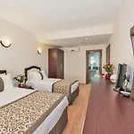 Taxim Marin 3*