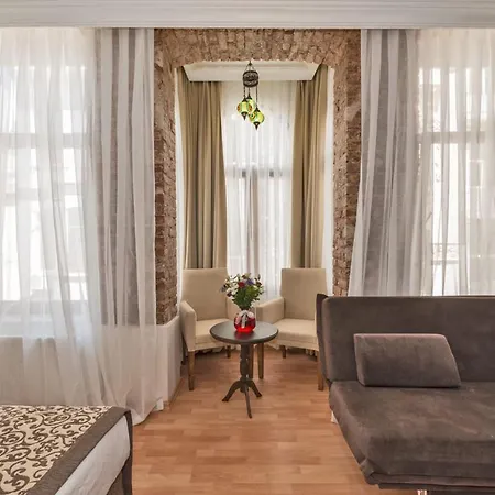 Taxim Marin Hotell 3*