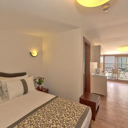 Taxim Marin Hotel