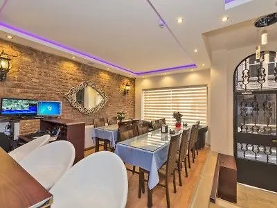 Hotel Taxim Marin
