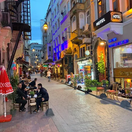 Taxim Marin Provincia di Istanbul